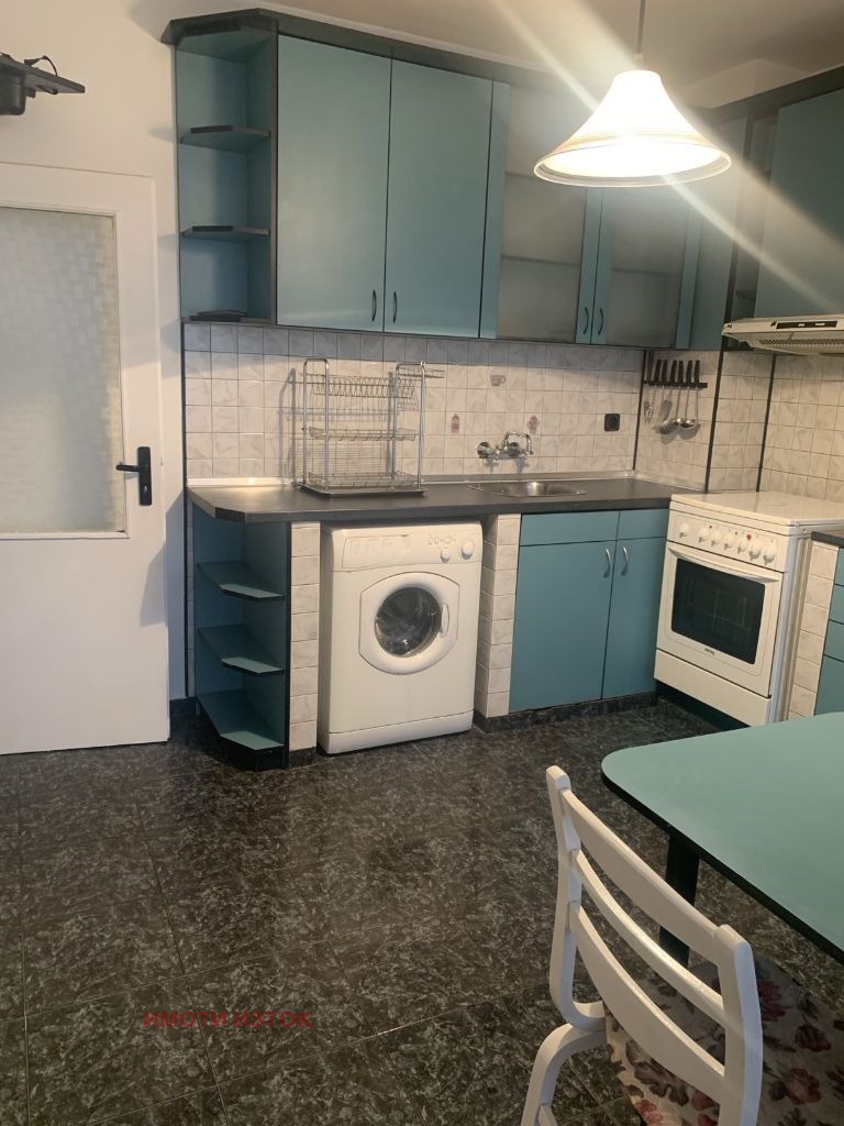 Do wynajęcia  1 sypialnia Pernik , Iztok , 70 mkw | 32171904 - obraz [5]