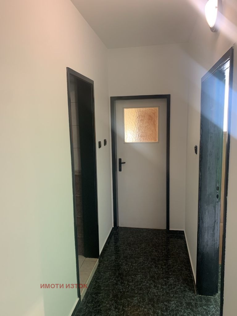 Do wynajęcia  1 sypialnia Pernik , Iztok , 70 mkw | 32171904 - obraz [7]
