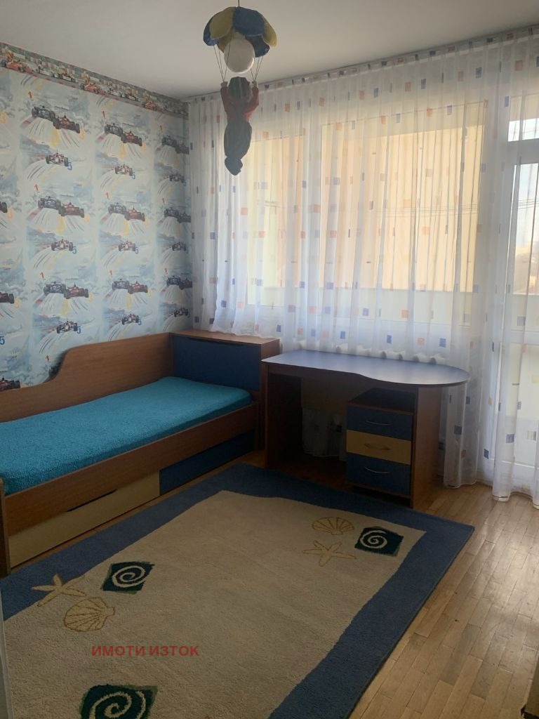 Do wynajęcia  1 sypialnia Pernik , Iztok , 70 mkw | 32171904 - obraz [12]