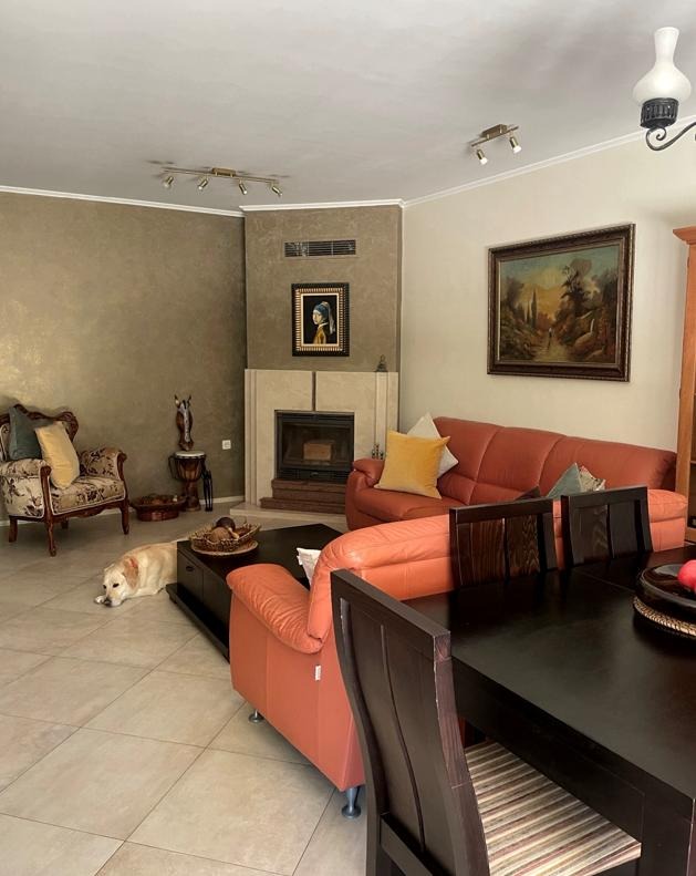 Para alugar  2 quartos Plovdiv , Karchiiaka , 120 m² | 36211609