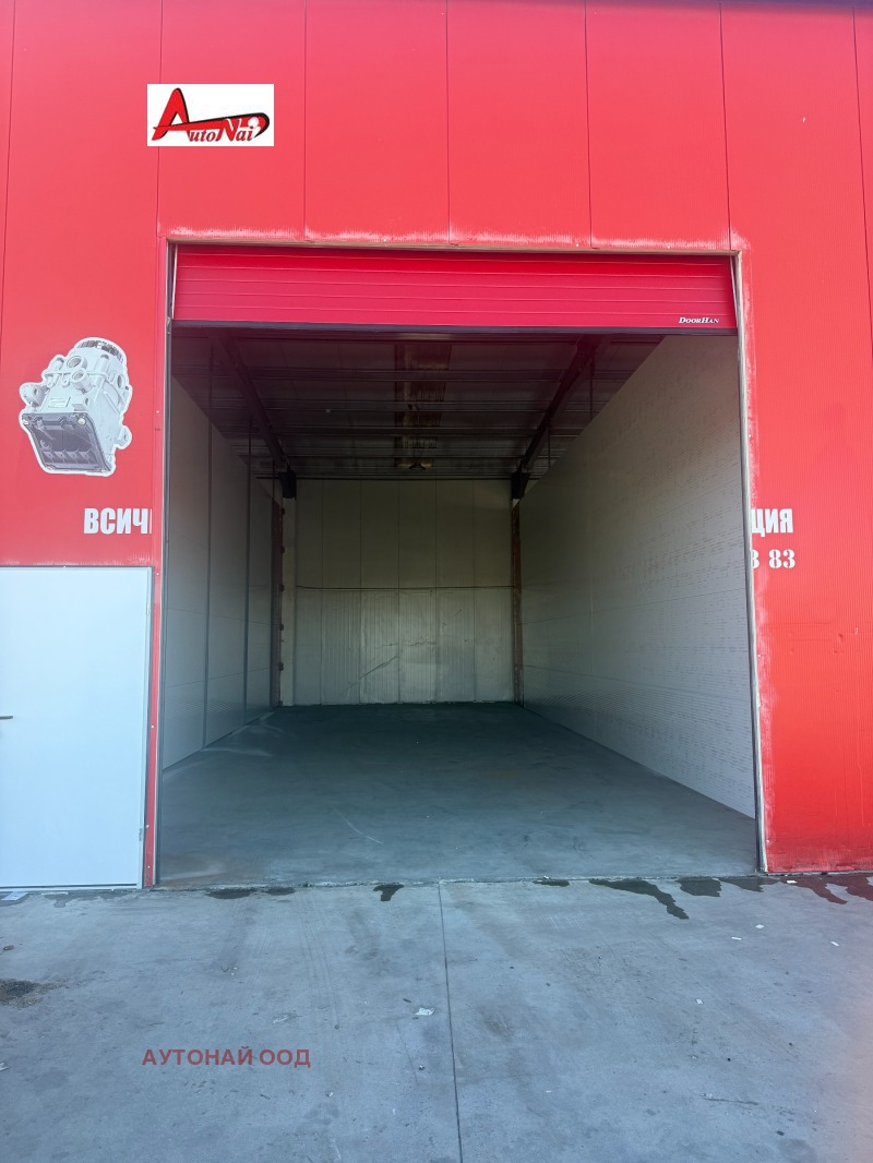 Издаје се  Индустријска зграда Пазарджик , Запад , 96 м2 | 46140967