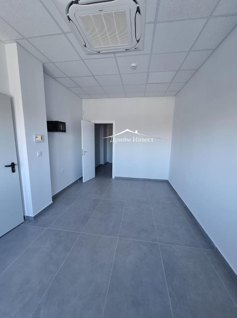 Para alugar  Armazenar Plovdiv , Industrialna zona - Iug , 1400 m² | 56213789 - imagem [3]