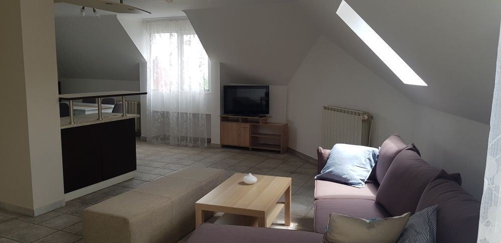 Дава под наем 3-СТАЕН, гр. София, Оборище