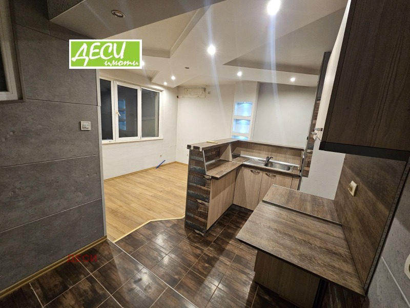 Дава под наем 1-СТАЕН, гр. Русе, Център, снимка 2 - Апартаменти - 53580655