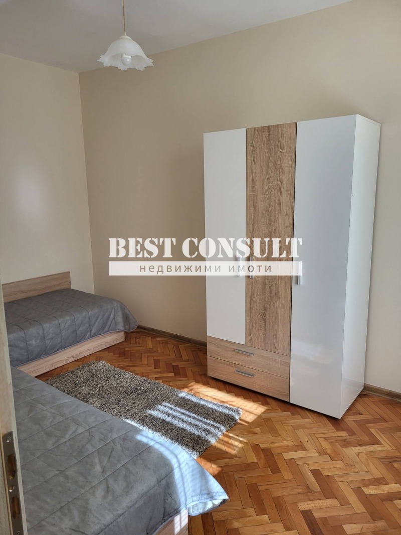 Дава под наем 2-СТАЕН, гр. Русе, Цветница, снимка 3 - Апартаменти - 52731523