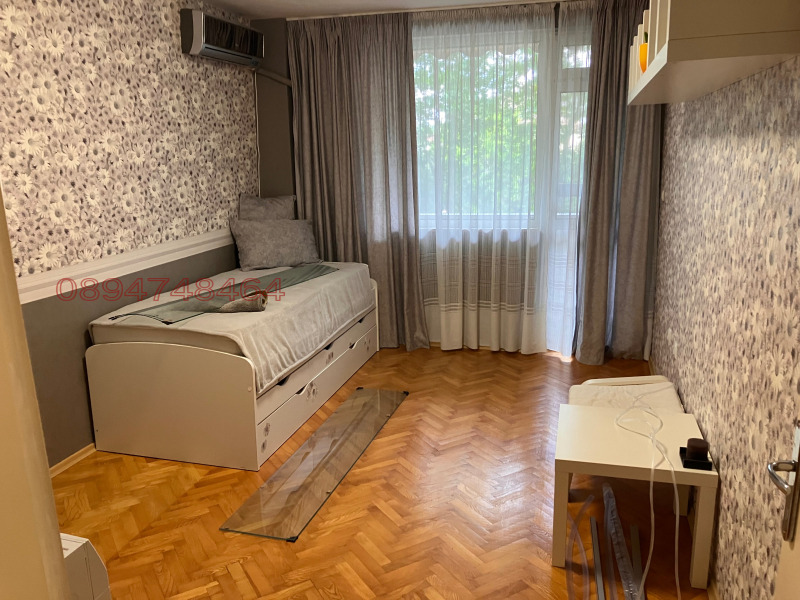 Дава под наем  3-стаен град Стара Загора , Център , 100 кв.м | 68355153 - изображение [7]