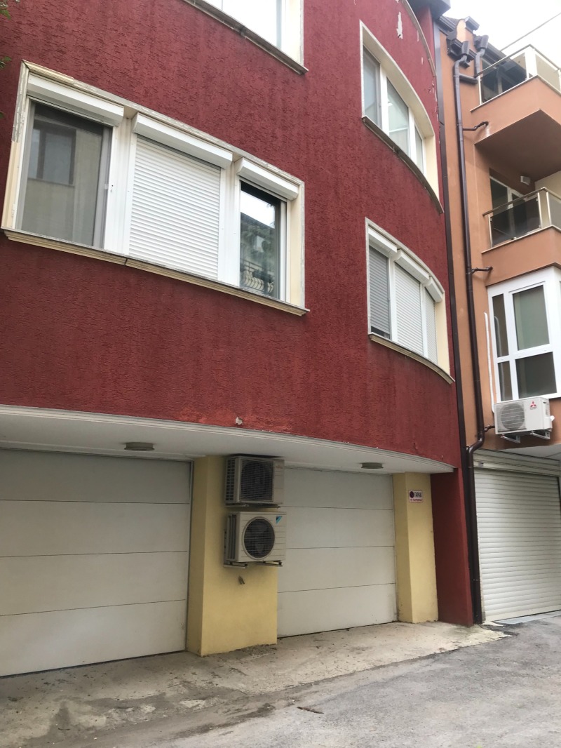 Дава под Наем ПАРКОМЯСТО в град София, Манастирски ливади - 32 кв.м / 92.03 € » 180 лв., СИКО-1 ЕООД