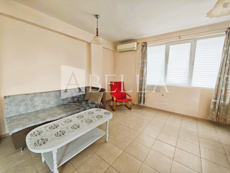 De inchiriat  1 dormitor Sofia , Reduta , 75 mp | 60576241