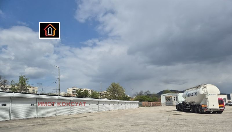 Дава под наем  Гараж град Враца , Дъбника , 18 кв.м | 85058903 - изображение [2]