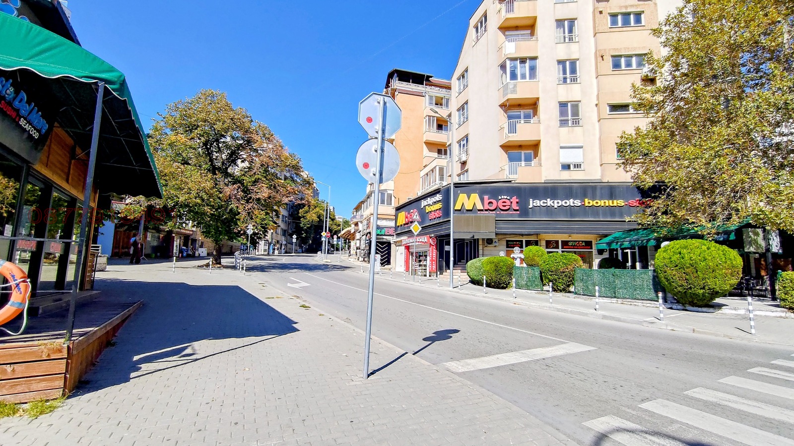 Дава под наем МАГАЗИН, гр. Варна, Левски 2, снимка 12 - Магазини - 54797836