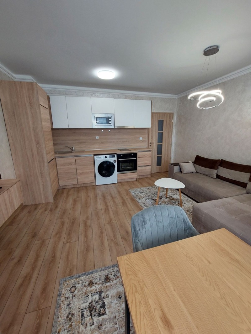 Дава под наем  2-стаен град Шумен , Пазара , 68 кв.м | 40002026 - изображение [3]