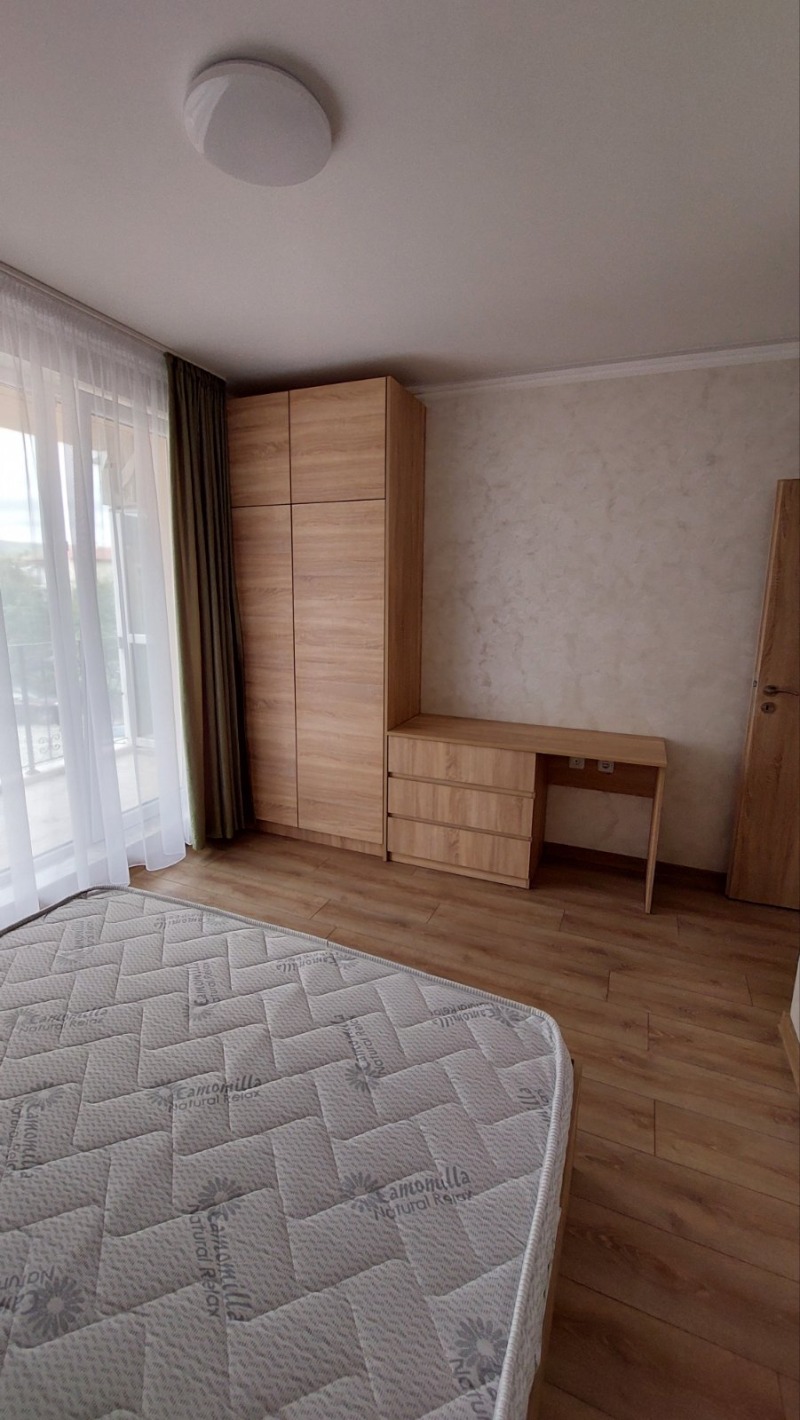 Дава под наем  2-стаен град Шумен , Пазара , 68 кв.м | 40002026 - изображение [4]