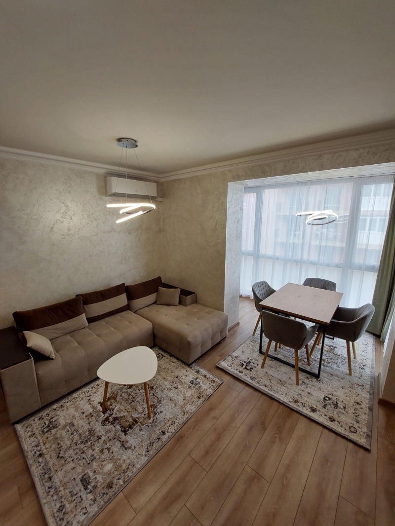 Дава под наем  2-стаен град Шумен , Пазара , 68 кв.м | 40002026