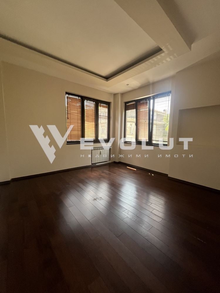 K pronájmu  2 ložnice Sofia , Centar , 120 m2 | 88410820 - obraz [15]