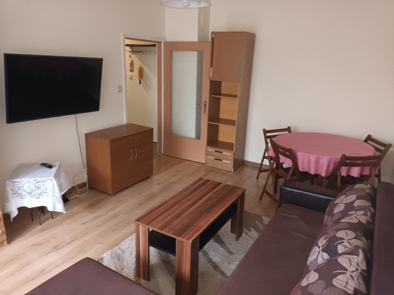 Дава под Наем 2-СТАЕН в град София, Люлин 8 - 46 кв.м / 380 € » 743.22 лв., АСИ 2001