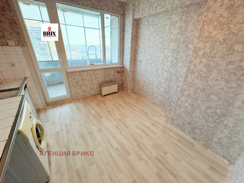 Дава под наем 3-СТАЕН, гр. Русе, Широк център, снимка 4 - Апартаменти - 52545175