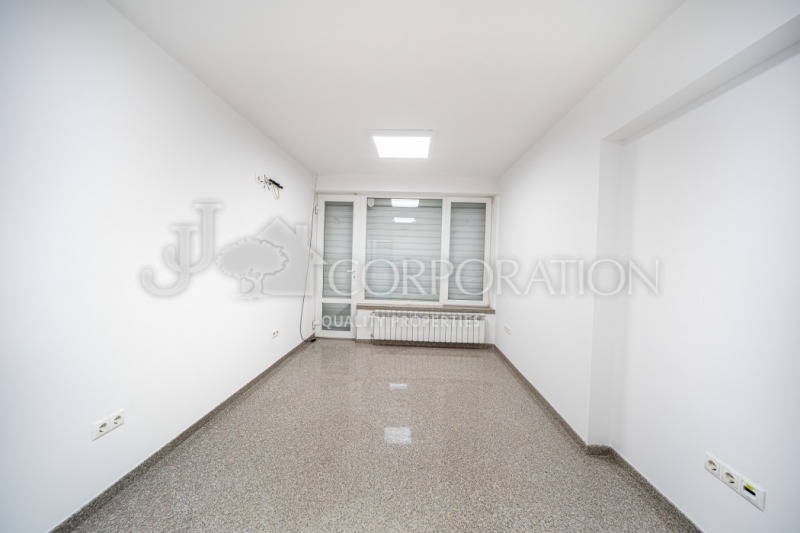 Te huur  Kantoor Sofia , Oborishte , 62 m² | 90575958 - afbeelding [4]