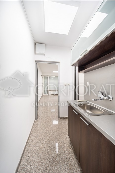 Te huur  Kantoor Sofia , Oborishte , 62 m² | 90575958 - afbeelding [7]