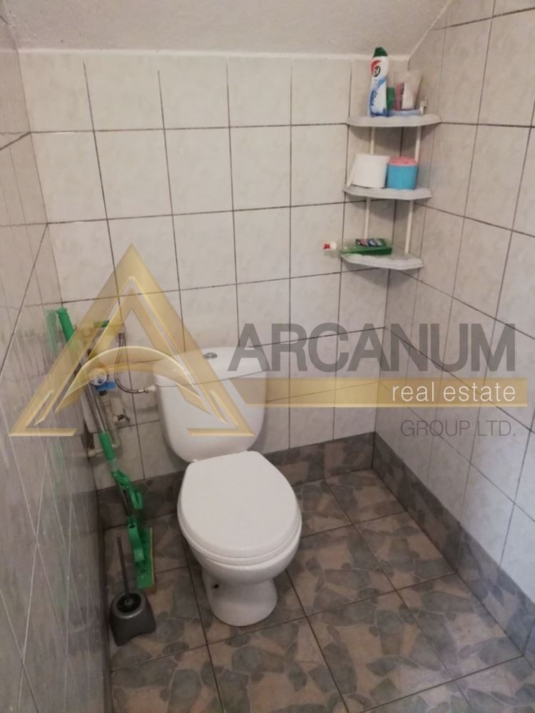 Дава под наем ЕТАЖ ОТ КЪЩА, гр. Варна, Колхозен пазар, снимка 3 - Етаж от къща - 52385666