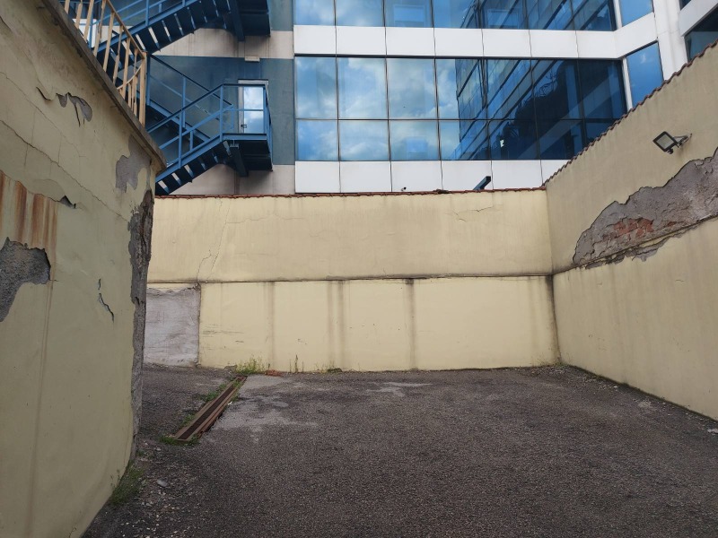 A louer  Garage Sofia , Bakston , 30 m² | 43496424 - image [12]