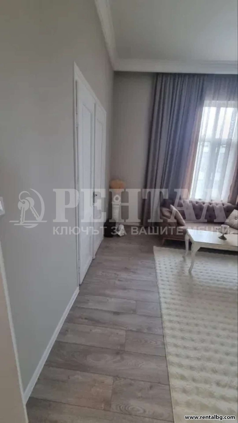 Te huur  2 slaapkamers Plovdiv , Tsentar , 90 m² | 19212995