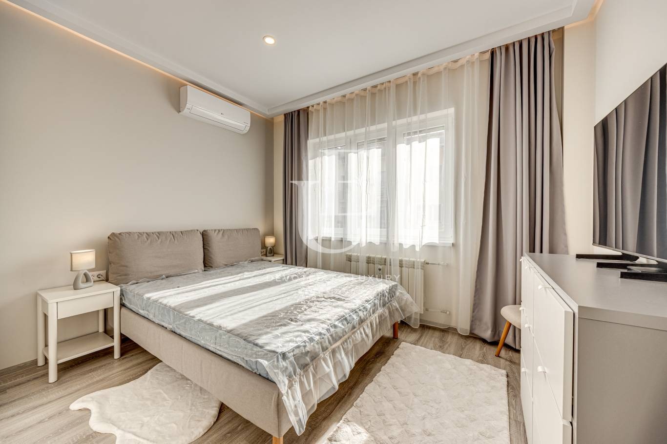 Дава под наем 3-СТАЕН, гр. София, Център, снимка 4 - Апартаменти - 54339717