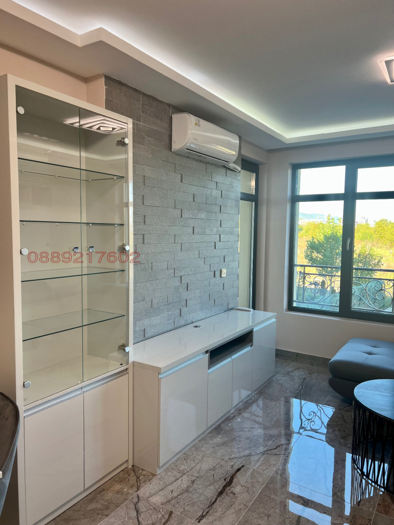 Da affittare  2 camere da letto Sofia , Vitosha , 100 mq | 48321037 - Immagine [12]