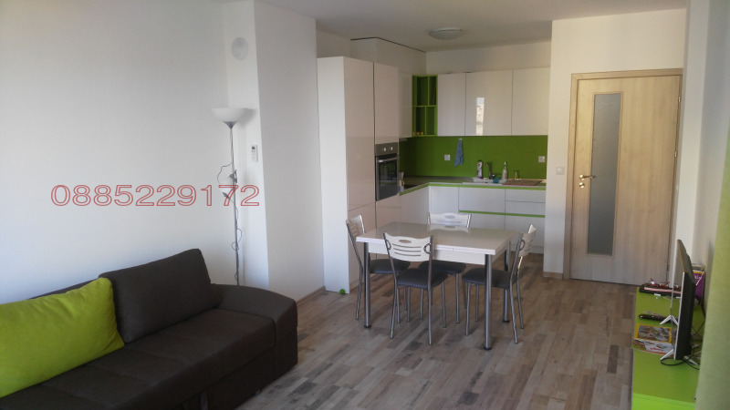 A louer  1 chambre Varna , Grand Mol , 63 m² | 52706025