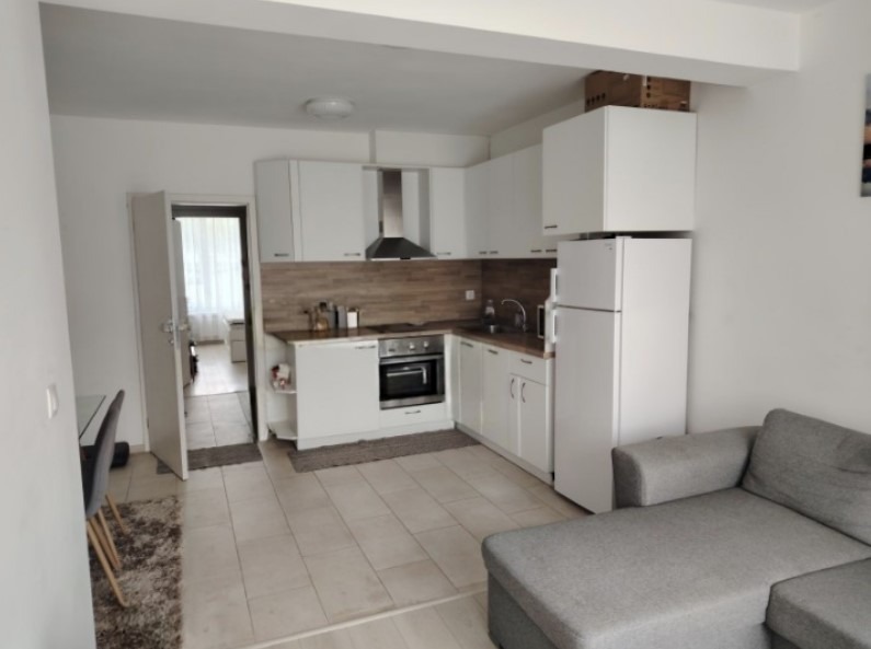 Para alugar  1 quarto Sofia , Krasno selo , 69 m² | 21058448