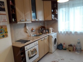 2 bedroom Kolhozen pazar, Varna 1