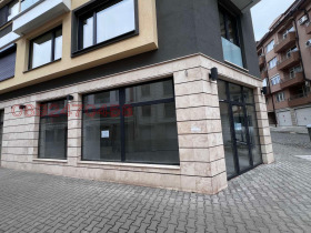 Negozio Tsentar, Sofia 3