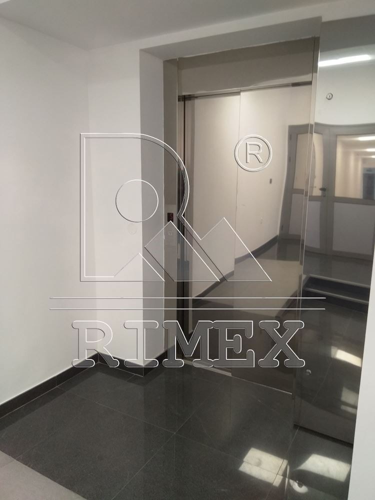 For Rent  Office Plovdiv , Industrialna zona - Iztok , 280 sq.m | 66659427