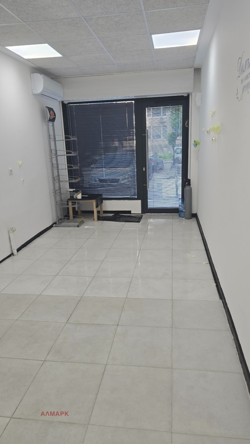 K pronájmu  Prodejna Sofia , Sveta Troica , 17 m2 | 84320360 - obraz [5]