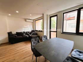 1 dormitorio Lyatno kino Trakiya, Varna 1