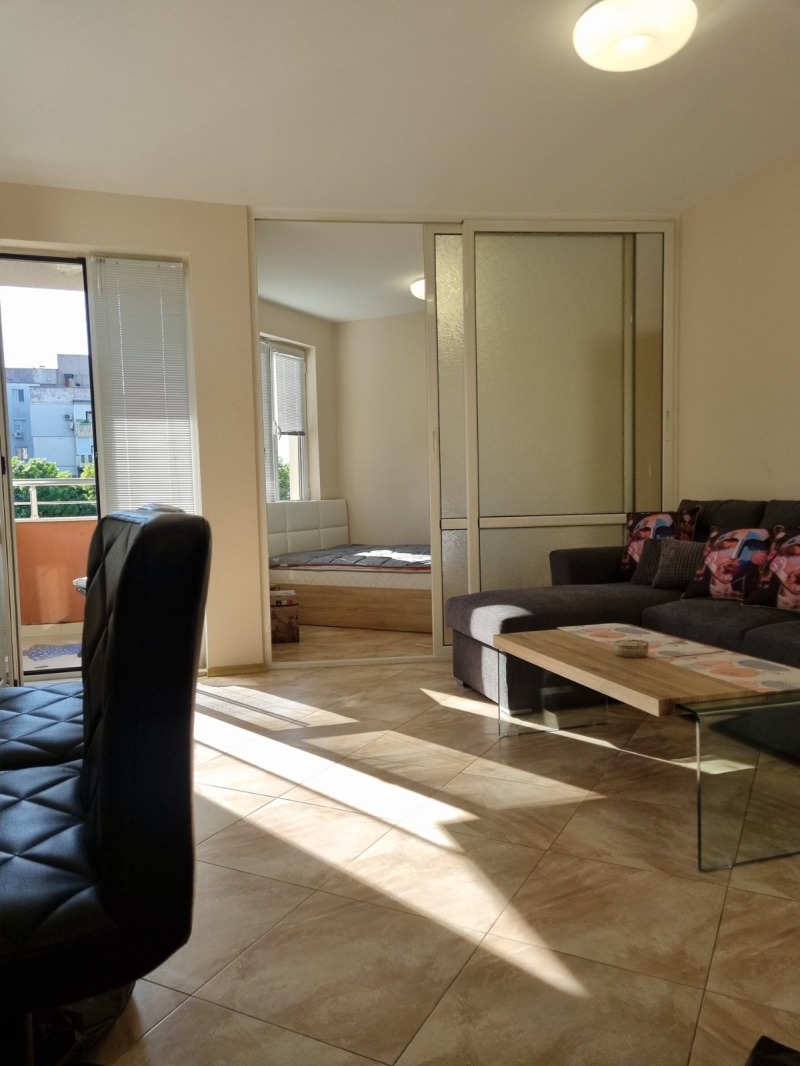 Til leje  1 soveværelse Plovdiv , Vastanicheski , 55 kvm | 17566424 - billede [6]