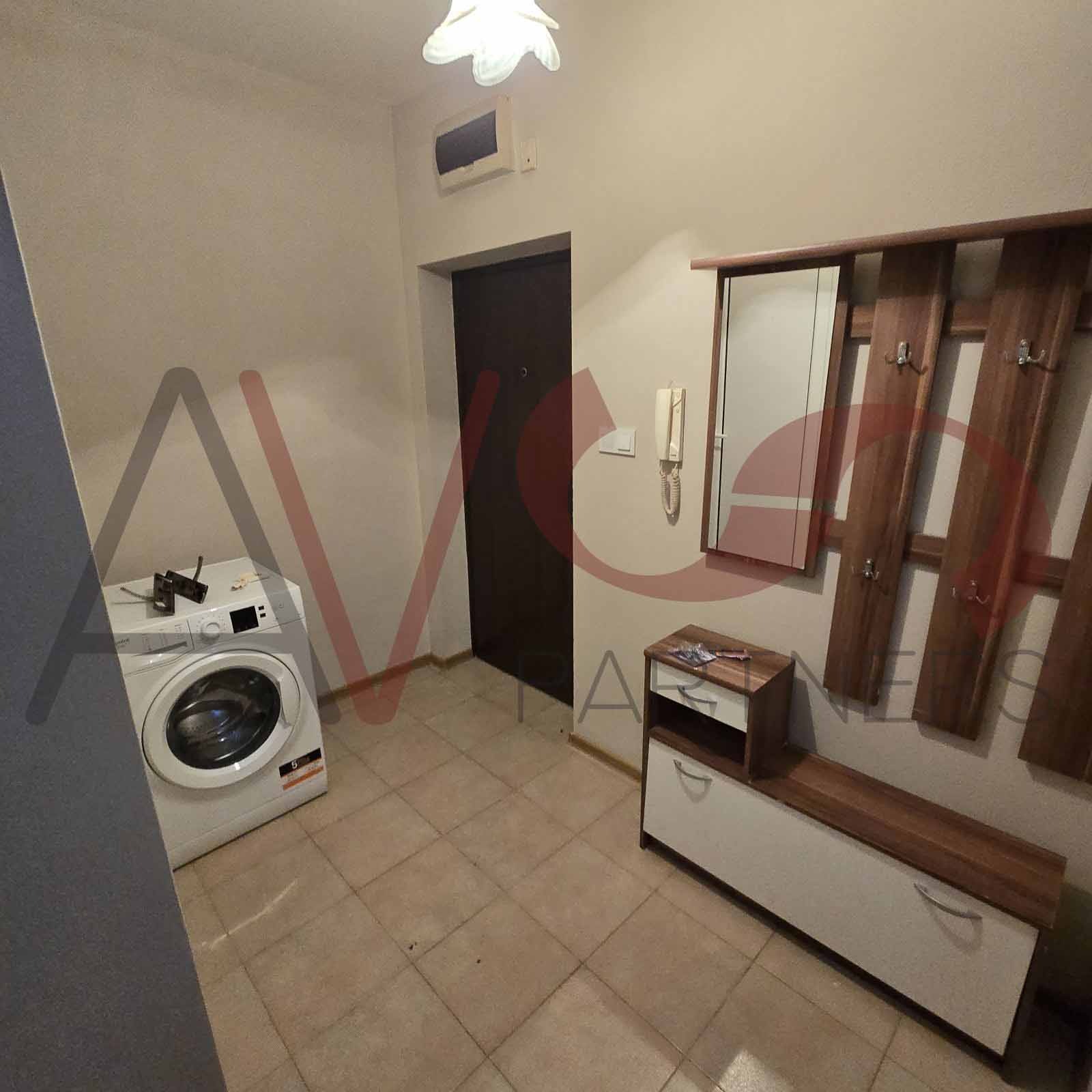 Дава под наем 2-СТАЕН, гр. София, Център, снимка 2 - Апартаменти - 53885116