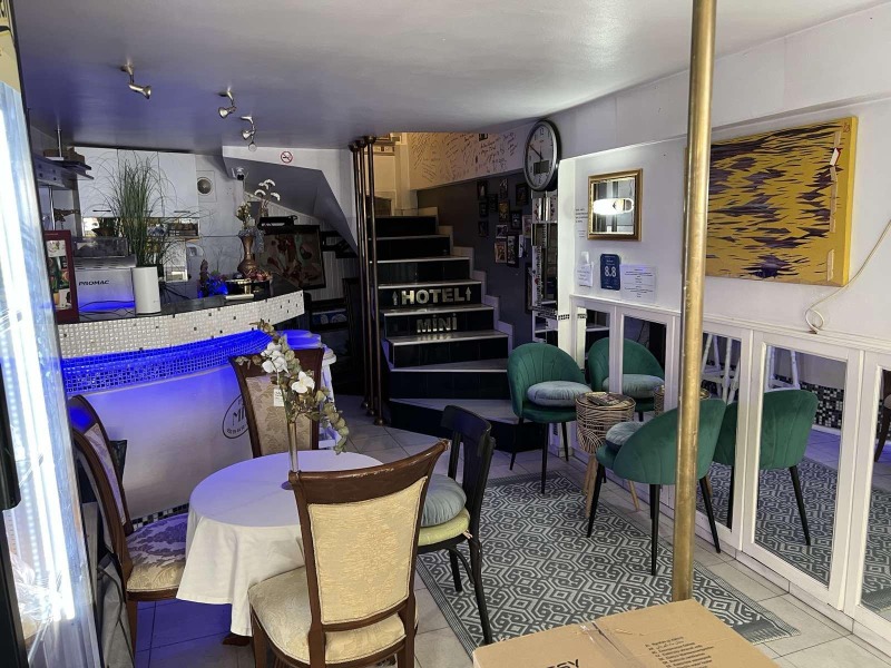 For Rent  Bar, Coffee shop Plovdiv , Tsentar , 44 sq.m | 28528377