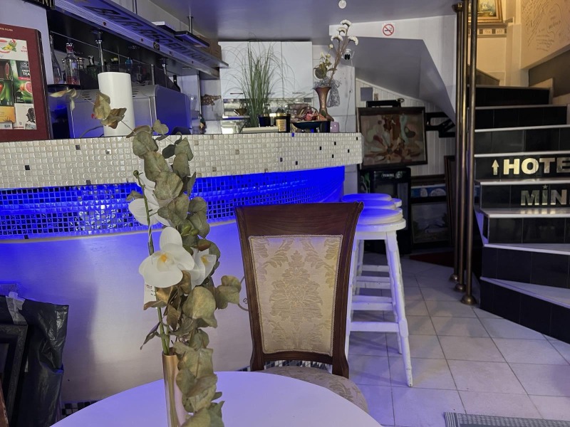 For Rent  Bar, Coffee shop Plovdiv , Tsentar , 44 sq.m | 28528377 - image [2]