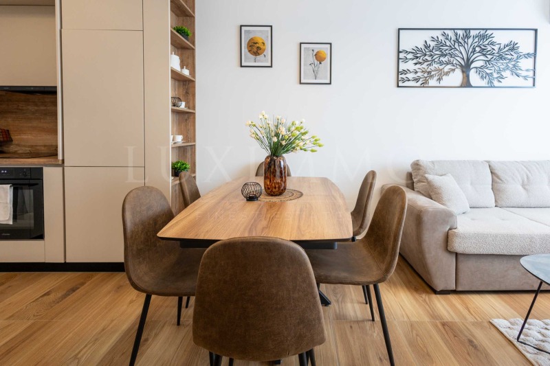 Дава под наем 3-СТАЕН, гр. София, Център, снимка 5 - Апартаменти - 52534338