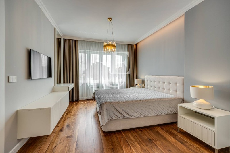 Дава под наем  4-стаен град София , Център , 130 кв.м | 61547782 - изображение [11]