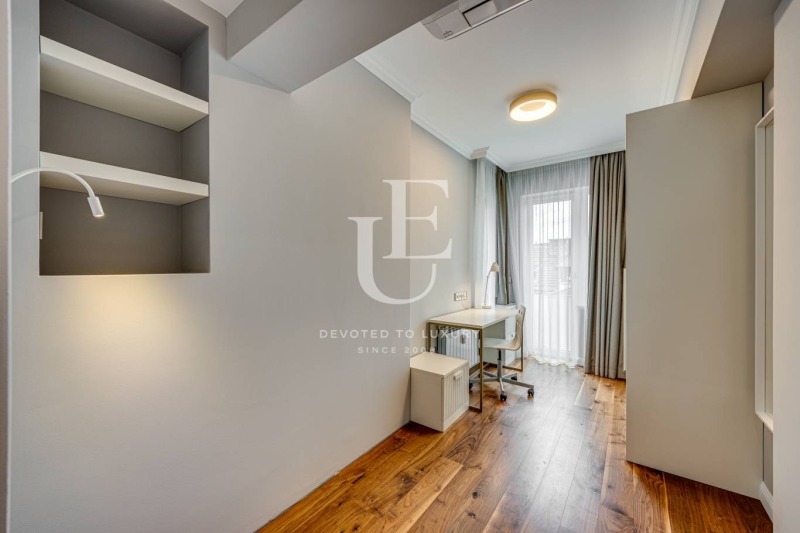 Дава под наем  4-стаен град София , Център , 130 кв.м | 61547782 - изображение [5]
