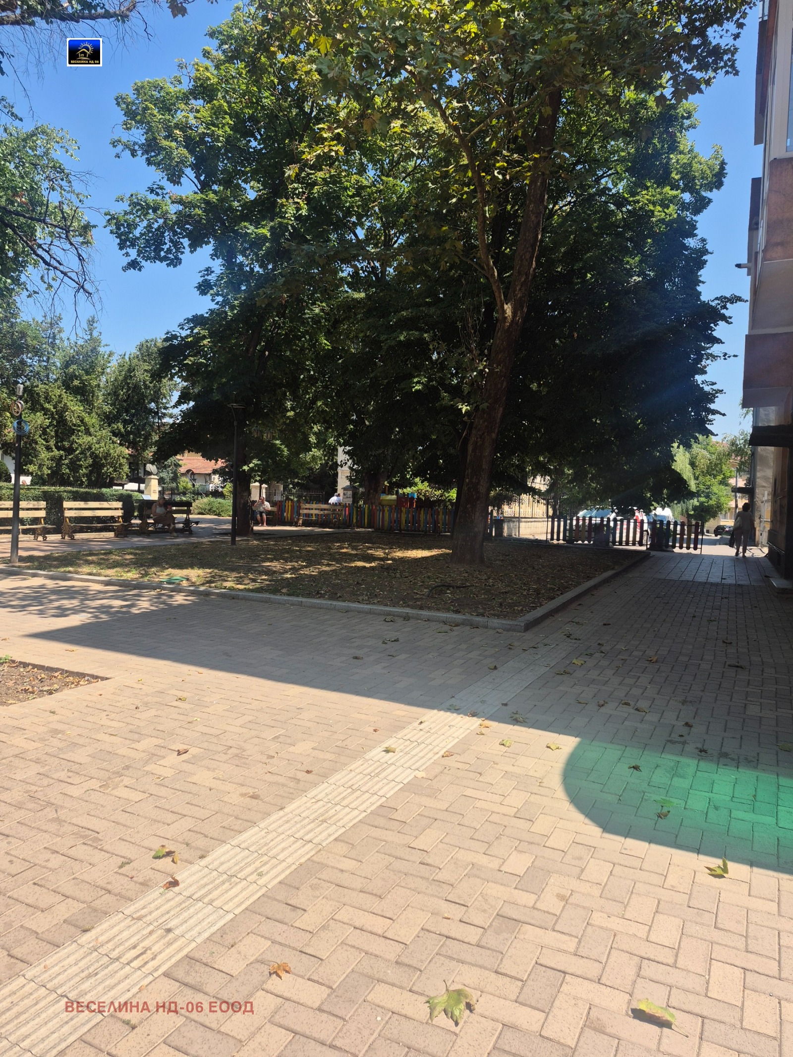 Дава под наем МАГАЗИН, гр. Добрич, Център, снимка 9 - Магазини - 55580411