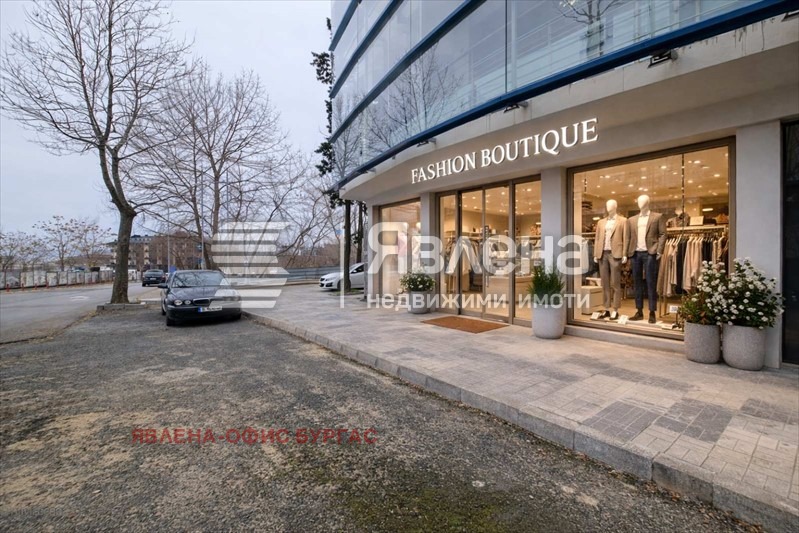 Дава под наем МАГАЗИН, гр. Несебър, област Бургас, снимка 2 - Магазини - 53459862