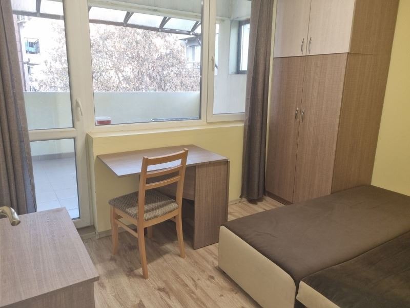 Дава под наем 2-СТАЕН, гр. София, Зона Б-19, снимка 4 - Апартаменти - 52807709