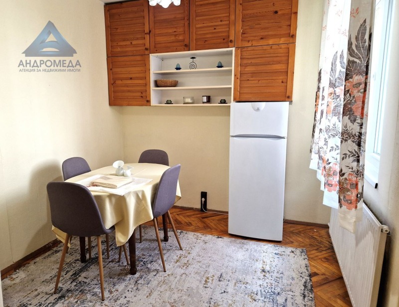 A louer  1 chambre Pleven , Chirok tsentar , 70 m² | 41101561 - image [4]