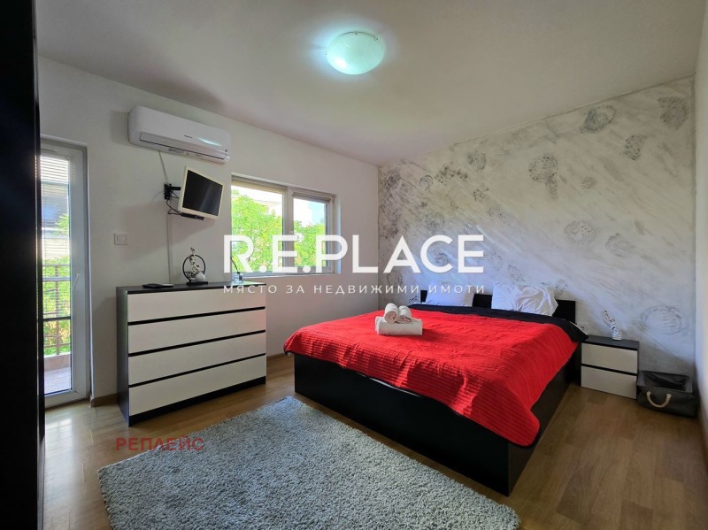 A louer  1 chambre Varna , Tsentar , 60 m² | 66853121