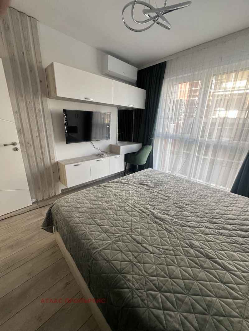 K pronájmu  1 ložnice Sofia , Studentski grad , 90 m2 | 22876650 - obraz [4]