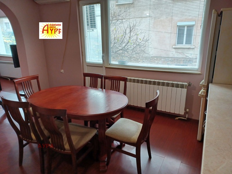 Дава под наем 3-СТАЕН, гр. Враца, Център, снимка 2 - Апартаменти - 53388569