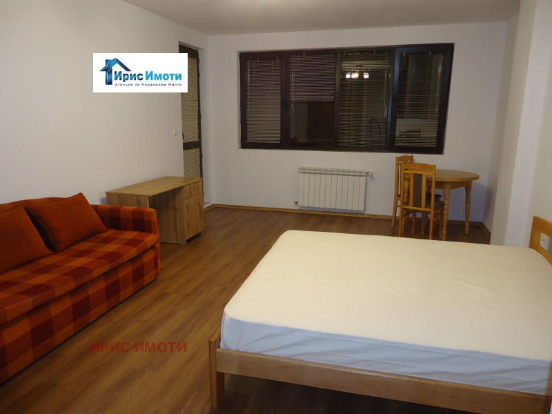 Дава под наем 4-СТАЕН, гр. София, Стрелбище, снимка 7 - Апартаменти - 52545256