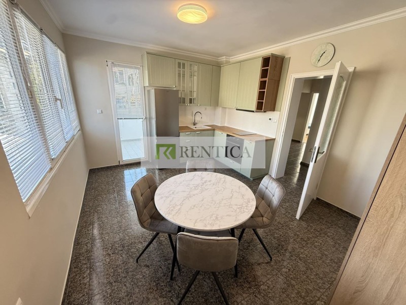 Do wynajęcia  3+ sypialni Warna , Centar , 125 mkw | 59231377